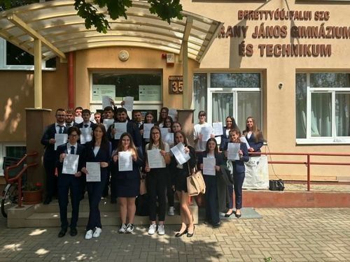 Végzős technikumi tanulóink szakmai vizsgái